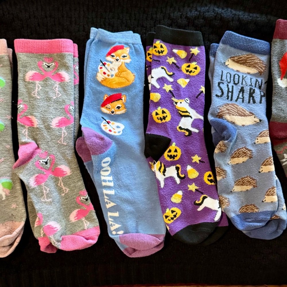 Colorful Patterned Women's Socks Set - Picture 3 of 3